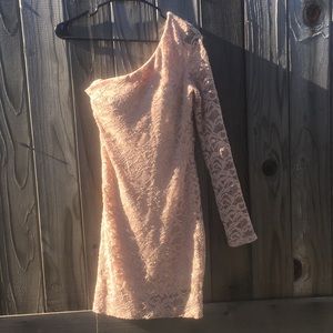 ❤️ Half Sleeve Dress ❤️